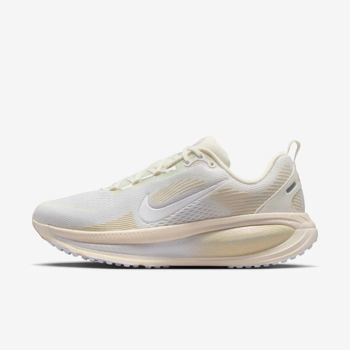 Womens Vomero 18 Running Shoe