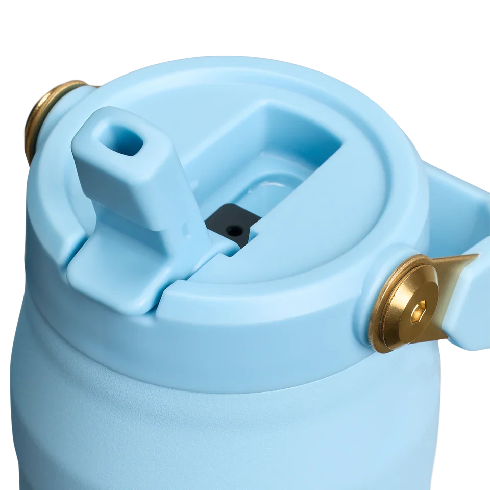 Messi x Iceflow Flip Straw 2.0 Striker Blue 24 Ounce Bottle