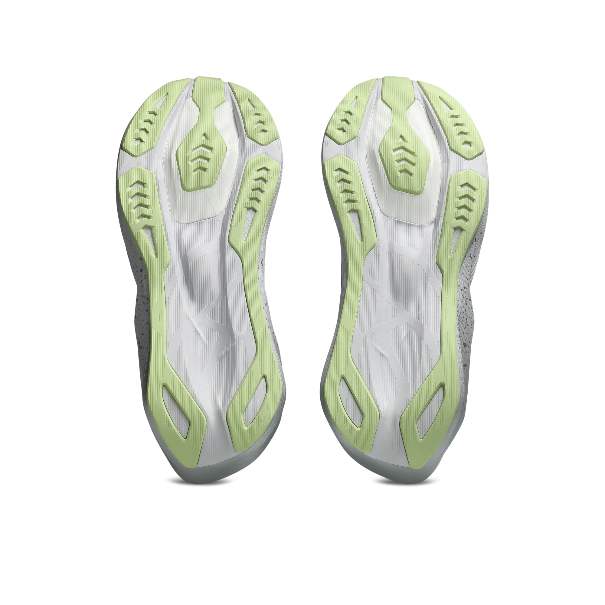 Mens Novablast 6 Platinum Running Shoe