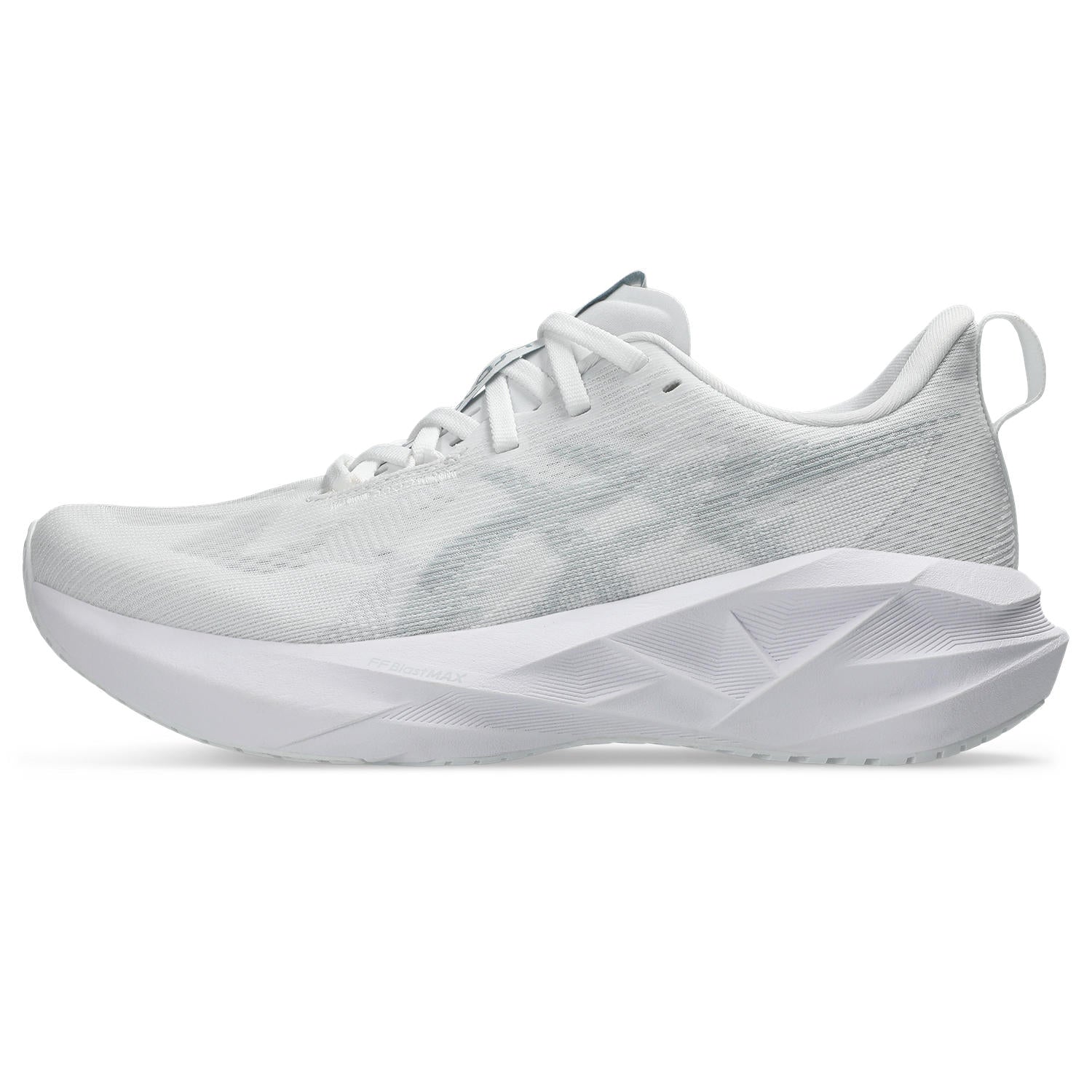 Womens Novablast 5 Running Shoe