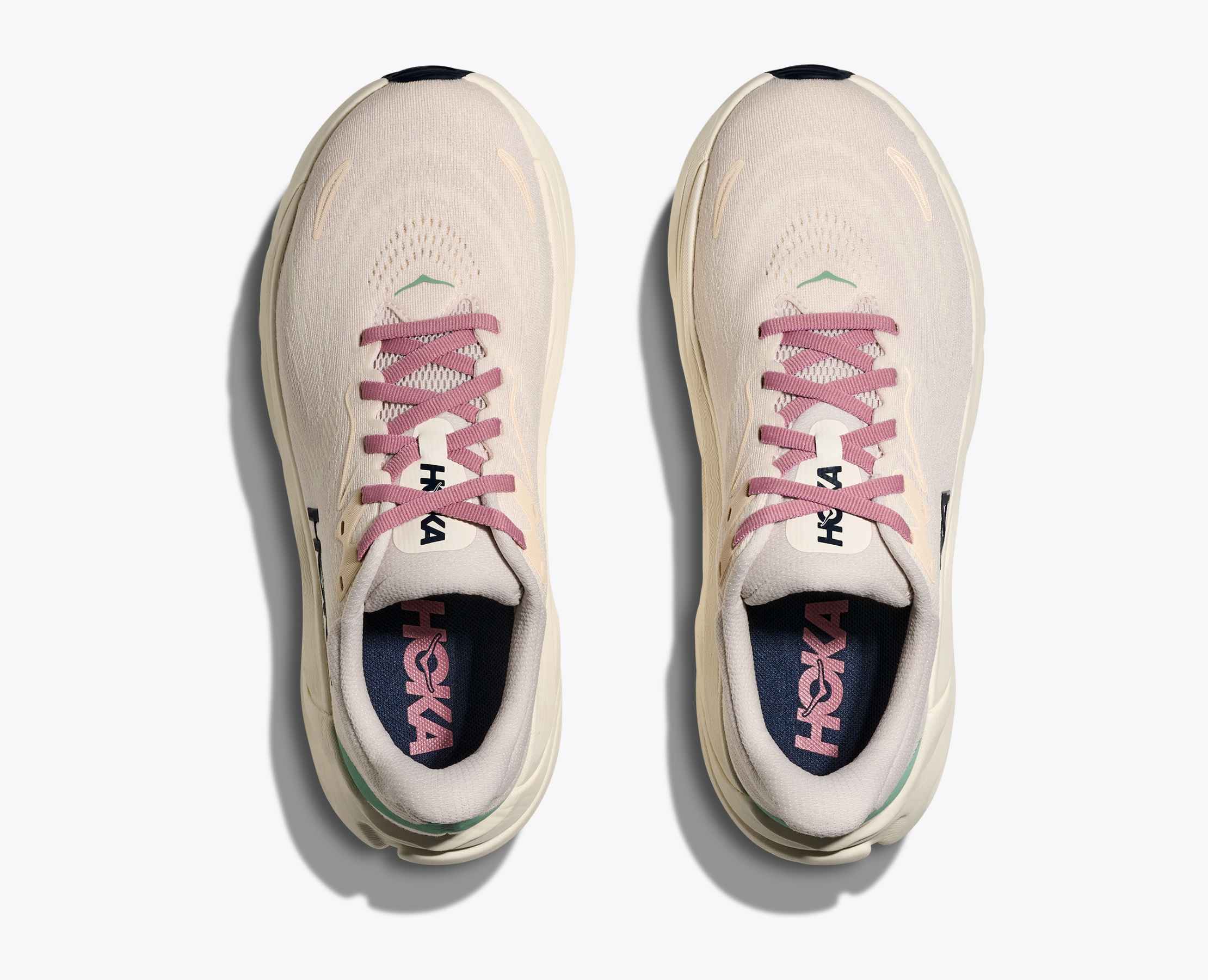 Womens Arahi 8 Running Shoe