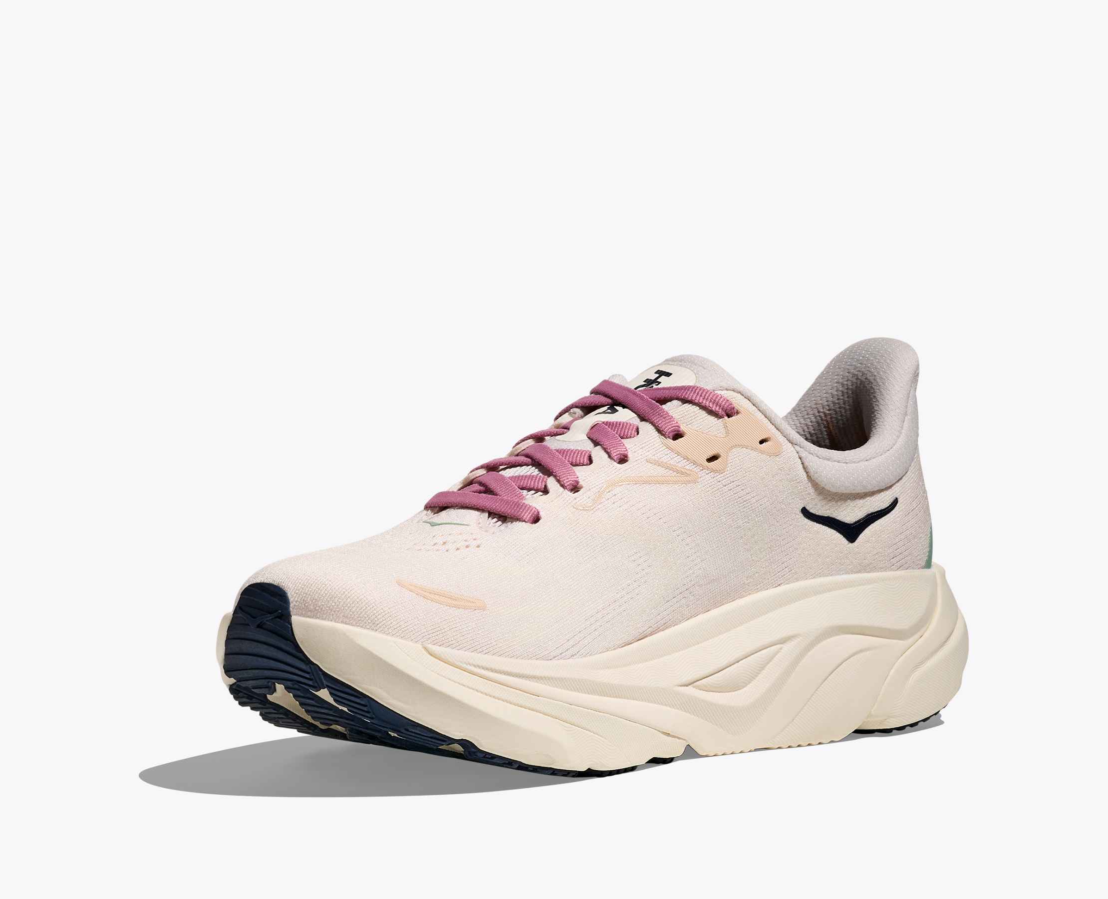 Womens Arahi 8 Running Shoe