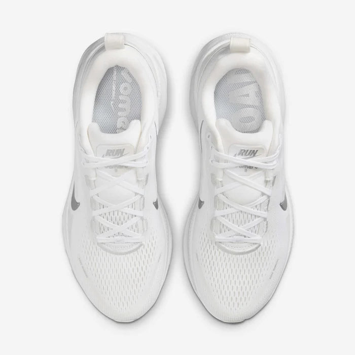 Womens Vomero 18 Running Shoe