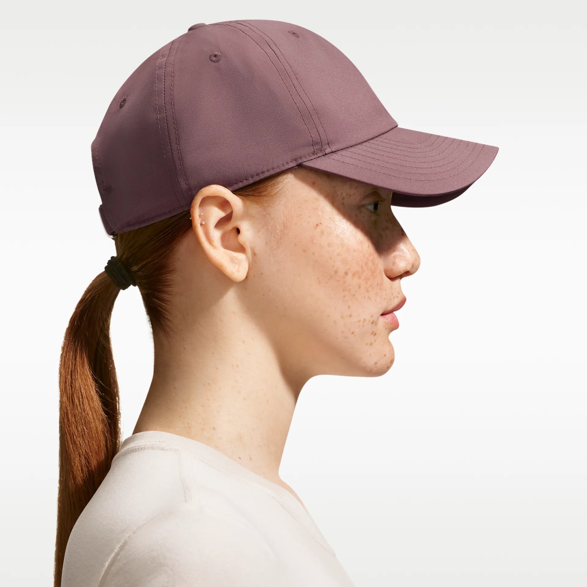 Unisex Dri-Fit Club Metal Swoosh Adjustable Cap