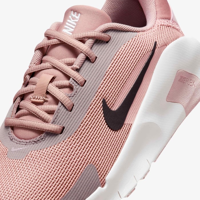 Womens Flex Train Training Shoe