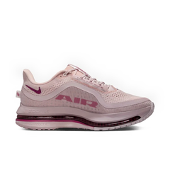 Womens Pegasus Premium Running Shoe