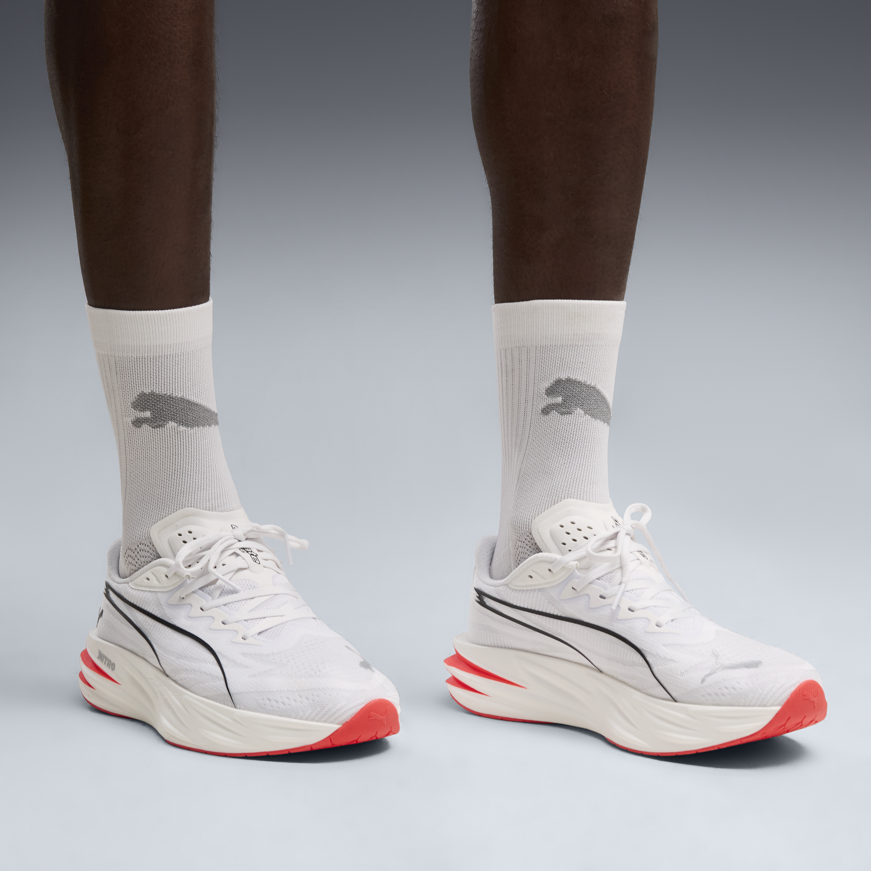 Mens Deviate Nitro Pure Running Shoe