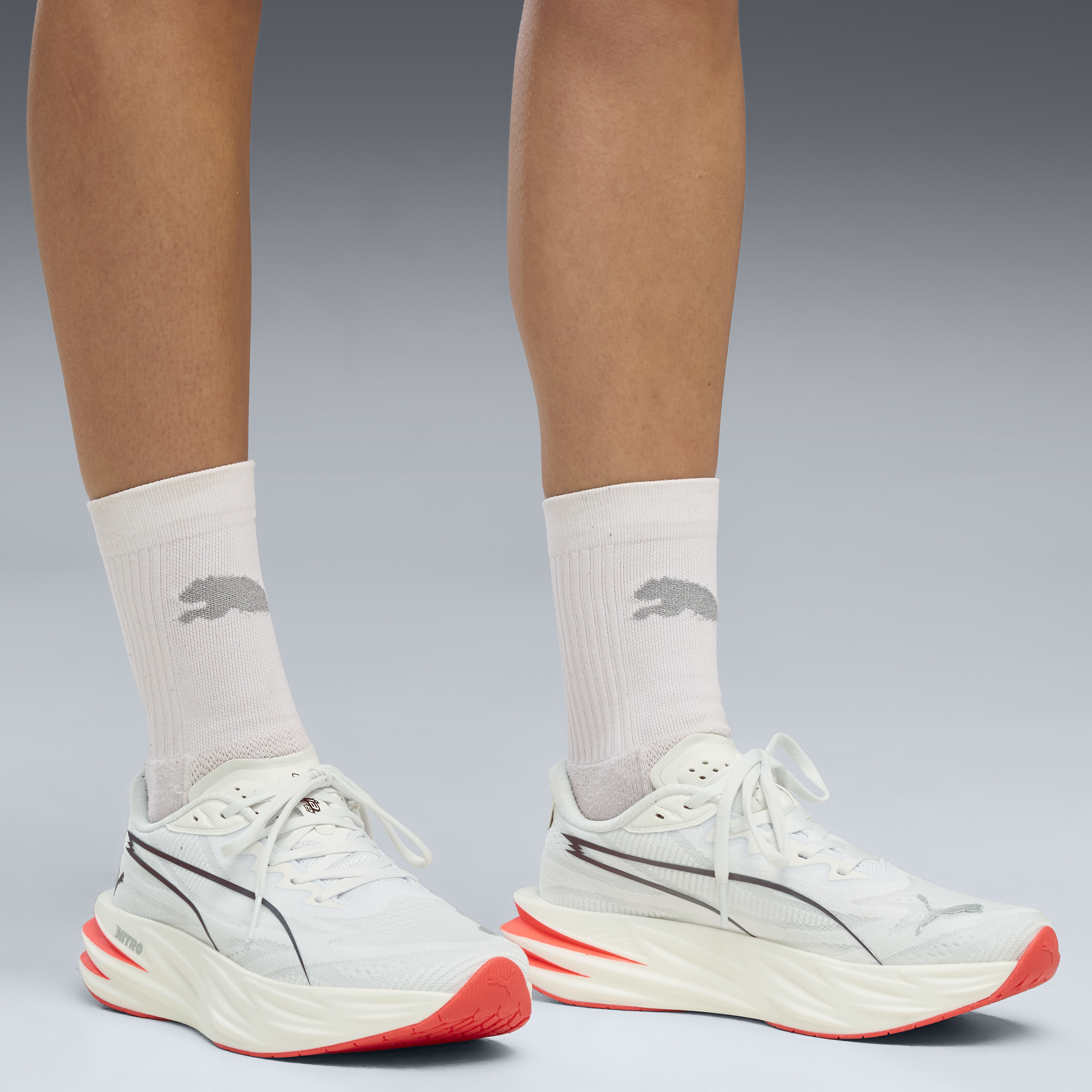 Womens Deviate Nitro Pure Running Shoe