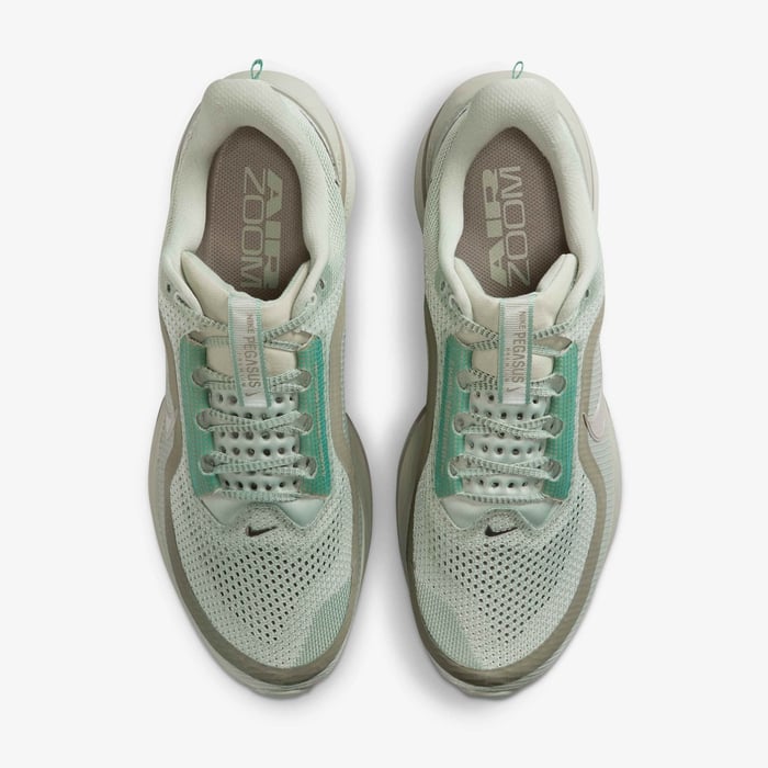 Mens Pegasus Premium Running Shoes