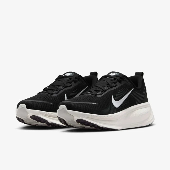 Mens Vomero 18 Running Shoe