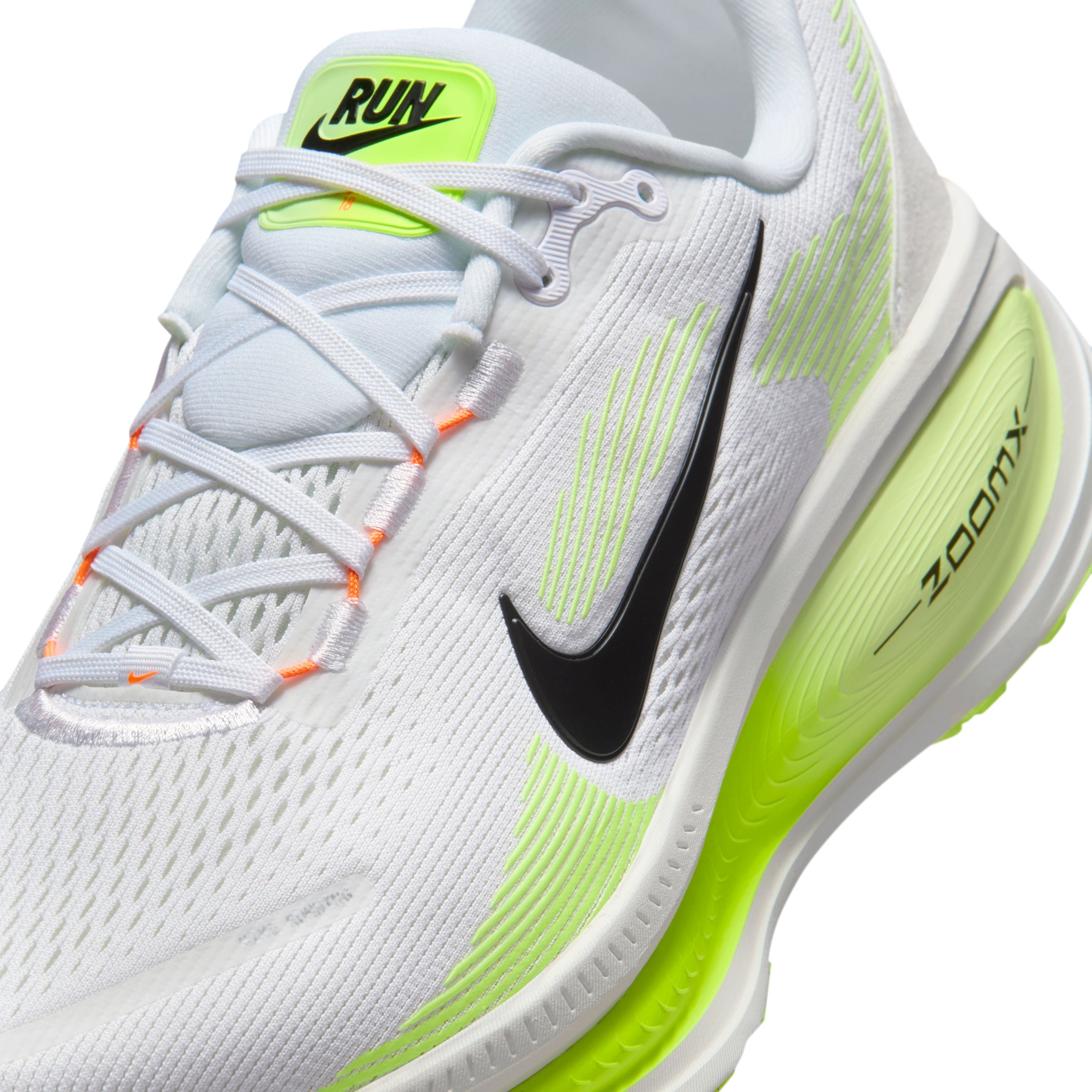Mens Vomero 18 Running Shoe