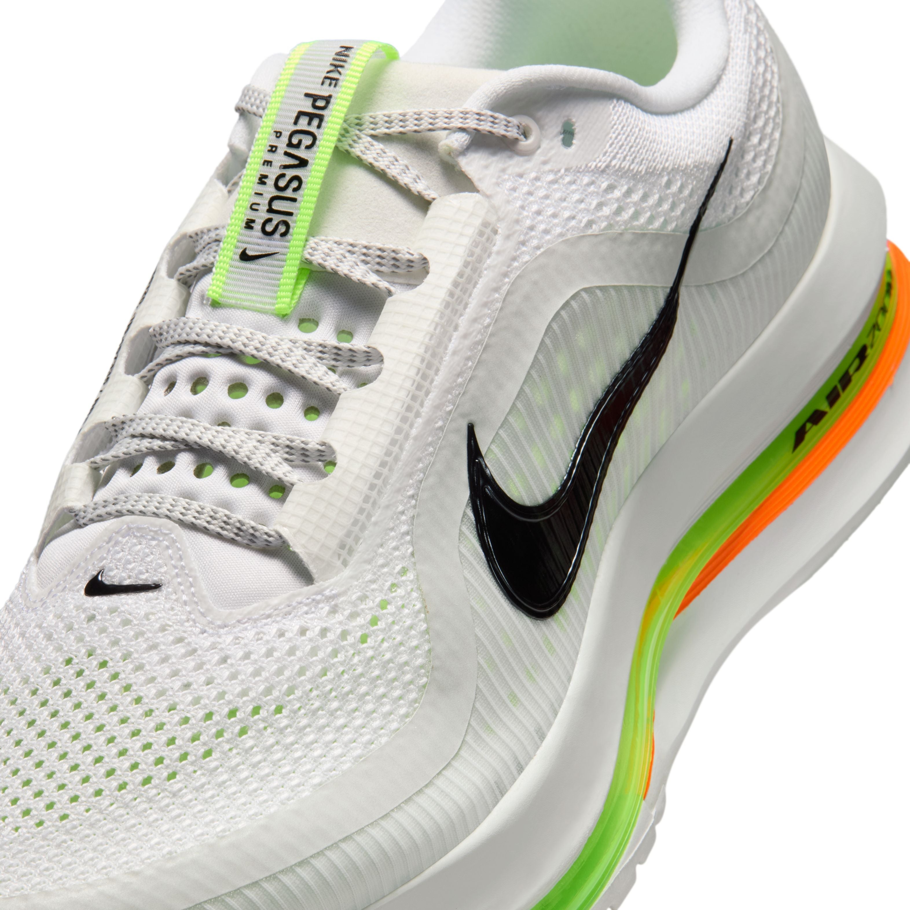 Mens Pegasus Premium Running Shoe