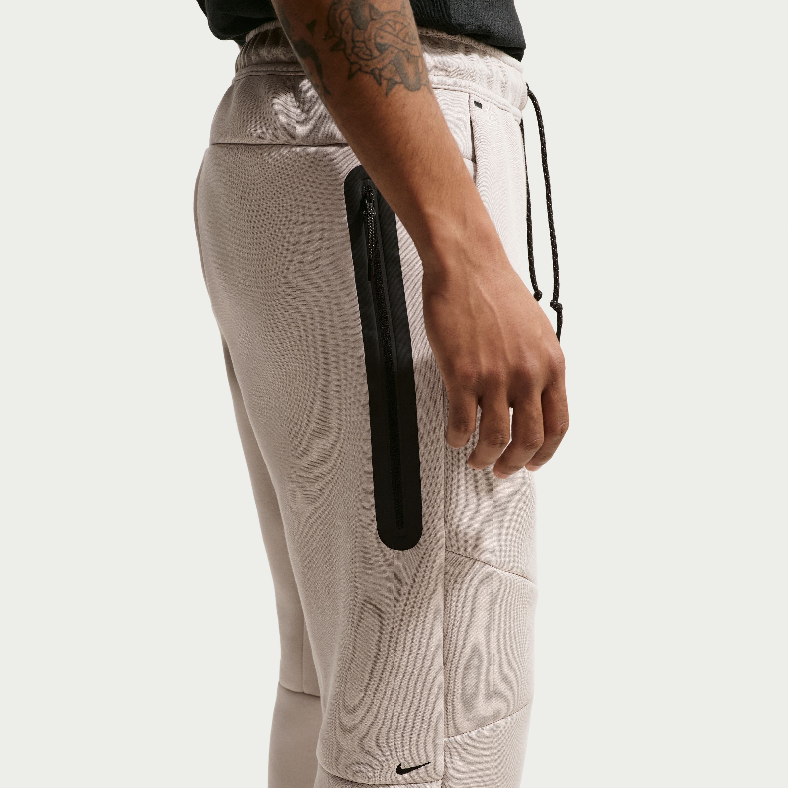 Mens Tech Fleece Jogger