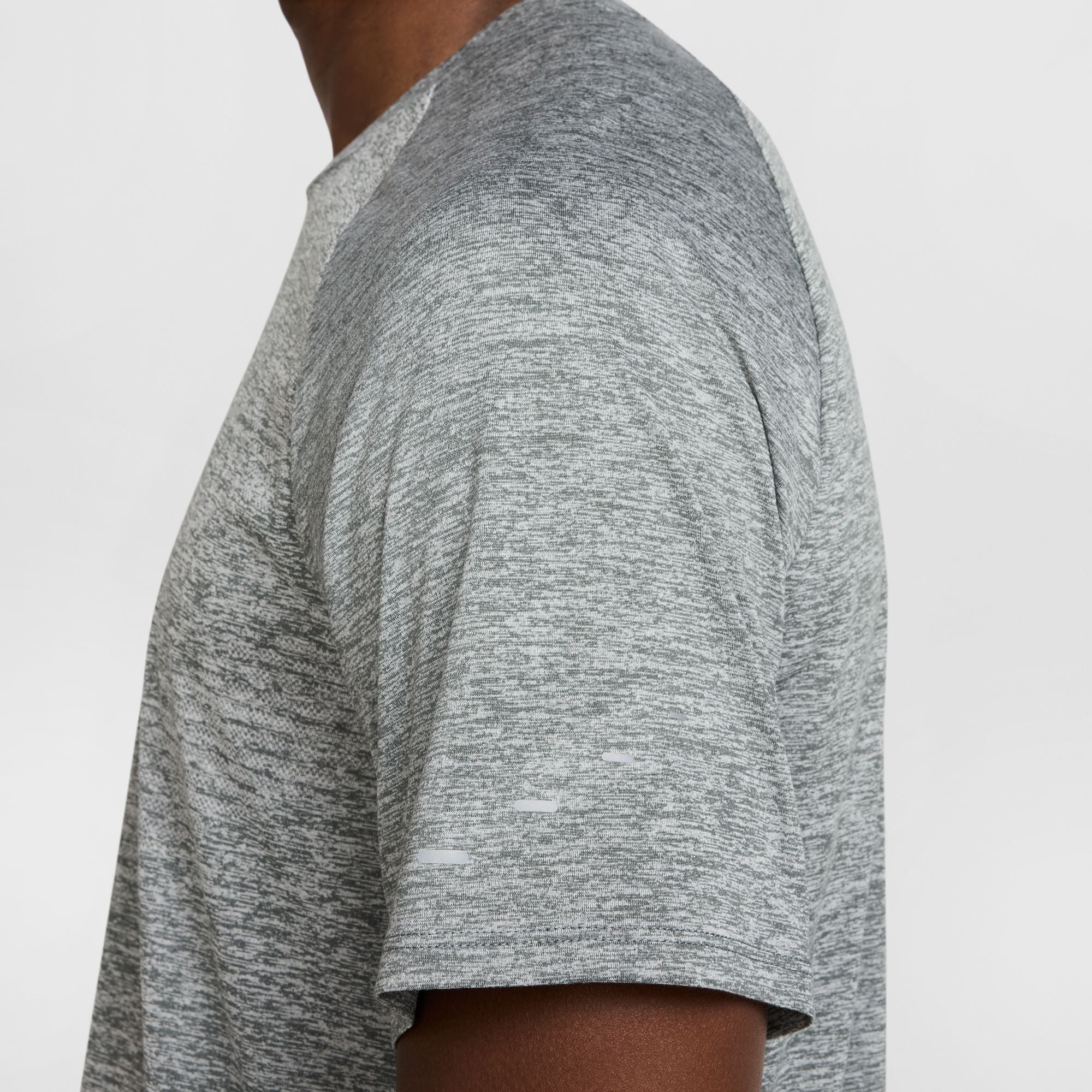 Mens Dri-Fit Advantage Stride Short Sleeve T-Shirt
