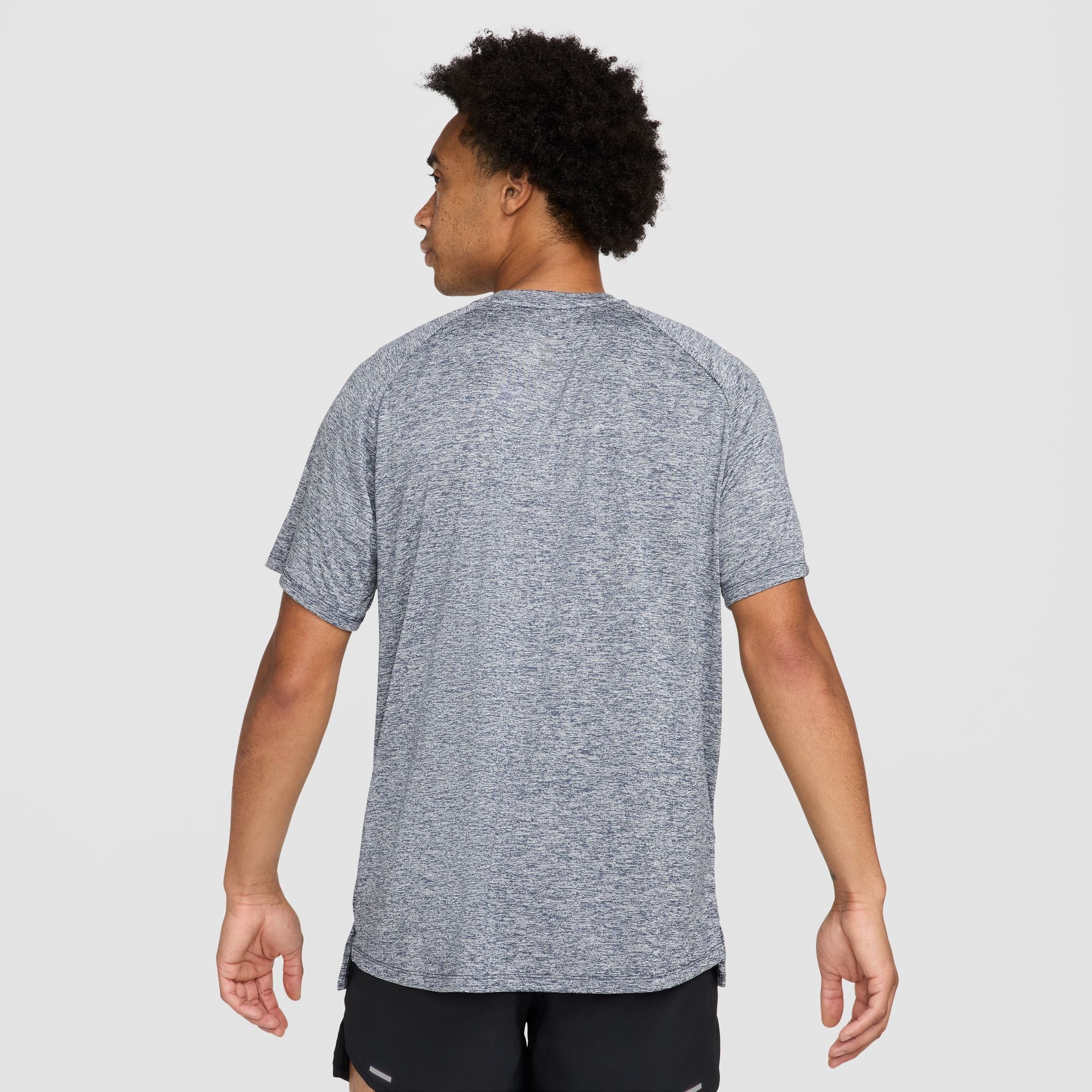 Mens Dri-Fit Advantage Stride Short Sleeve T-Shirt