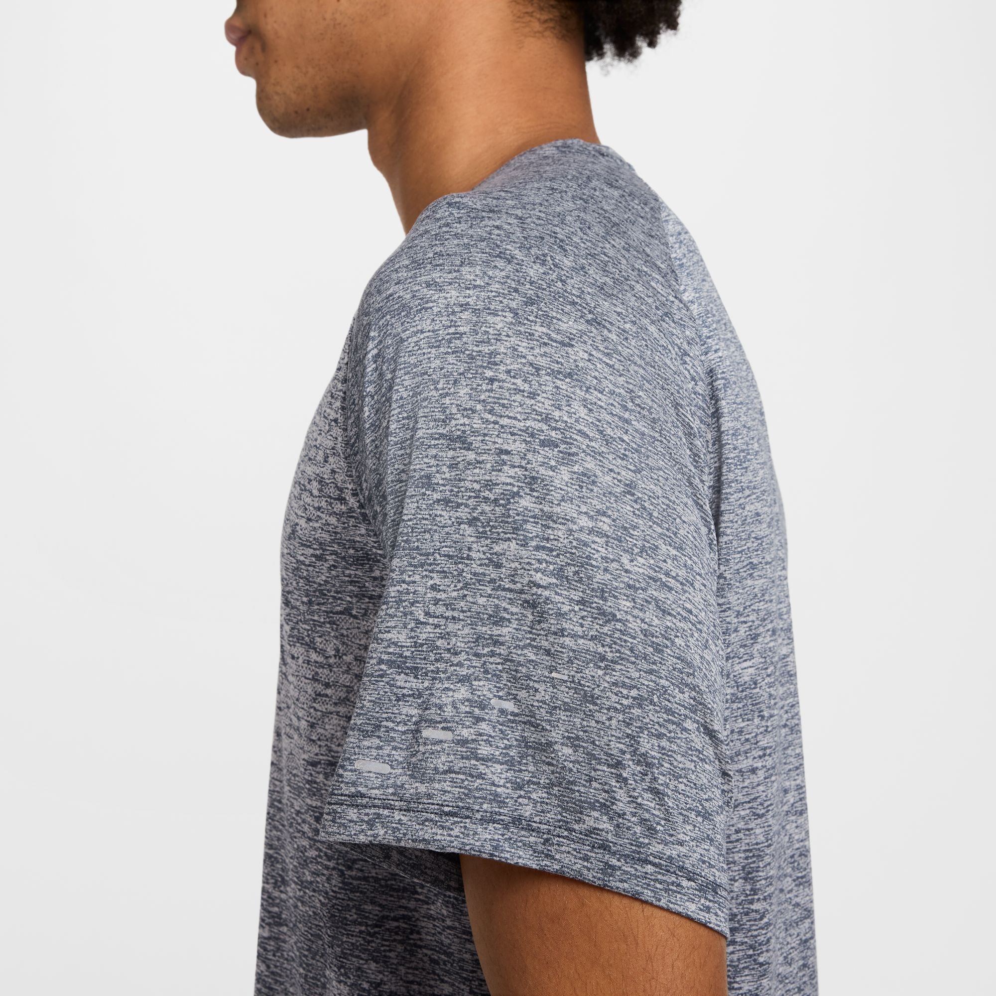 Mens Dri-Fit Advantage Stride Short Sleeve T-Shirt