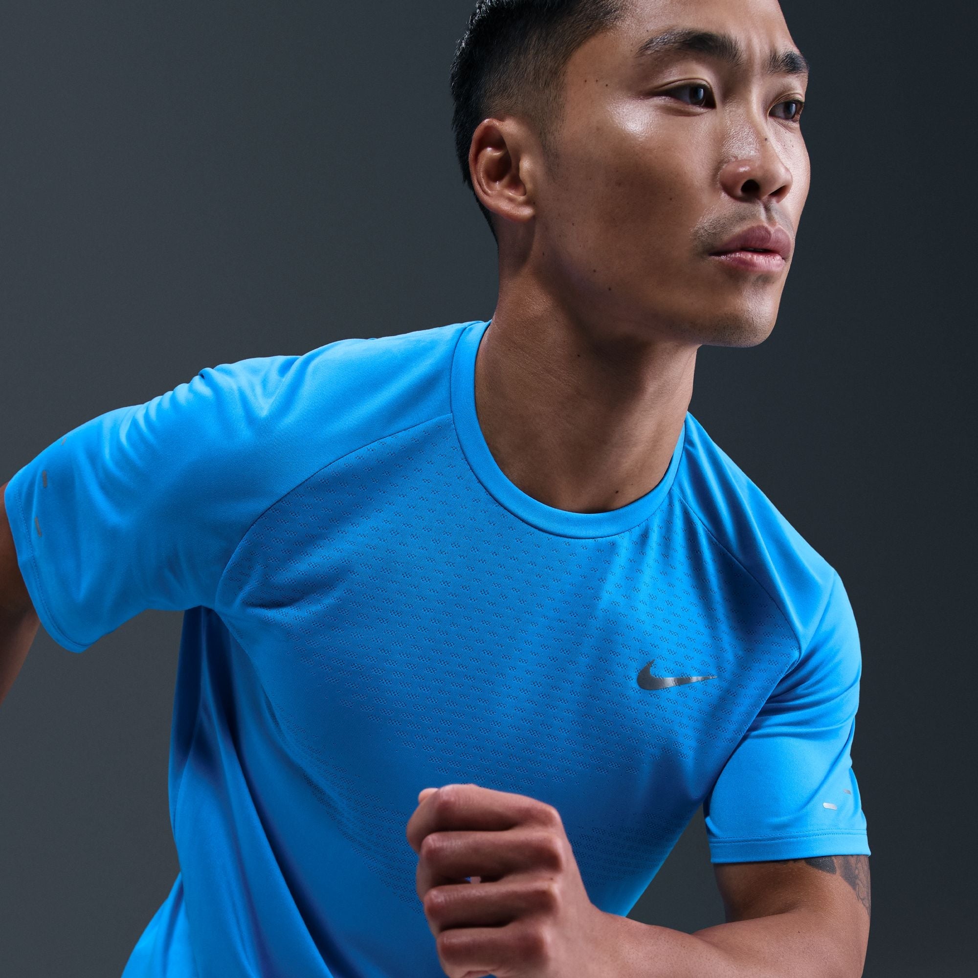 Mens Dri-Fit Stride Short Sleeve T-Shirt
