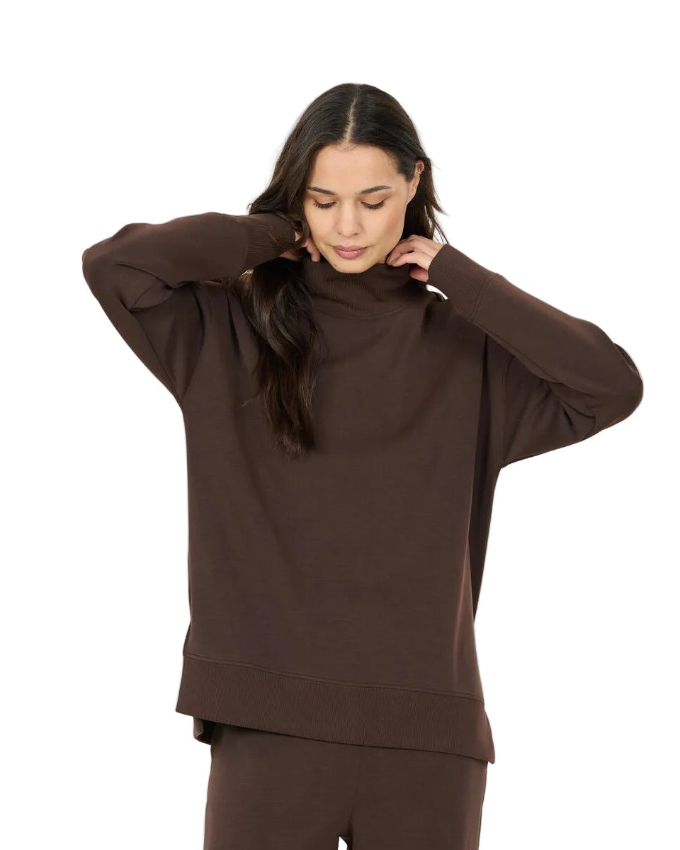 Womens Yoga Yunes Turtleneck