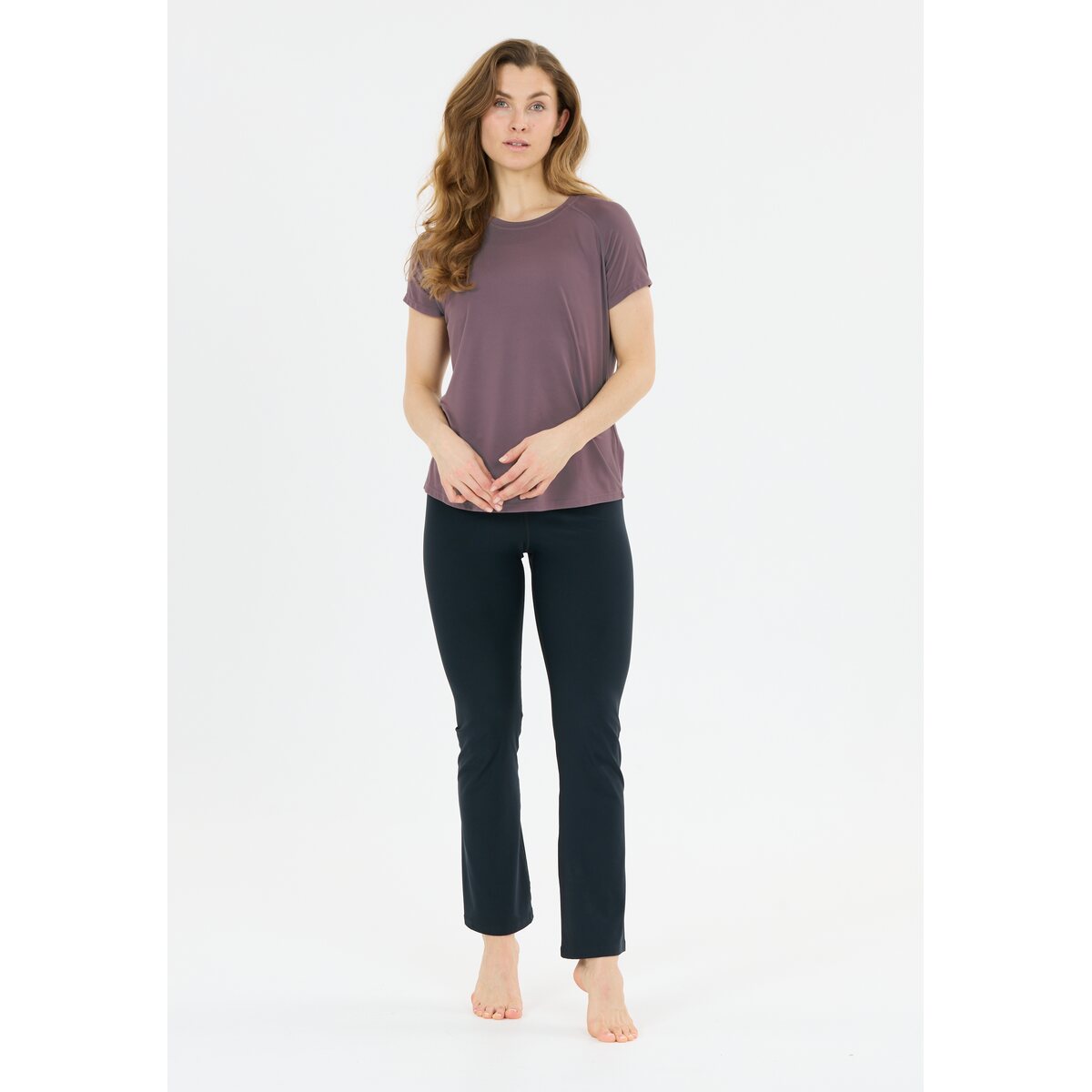 Womens Yoga Gaina V3 Short Sleeve Tshirt