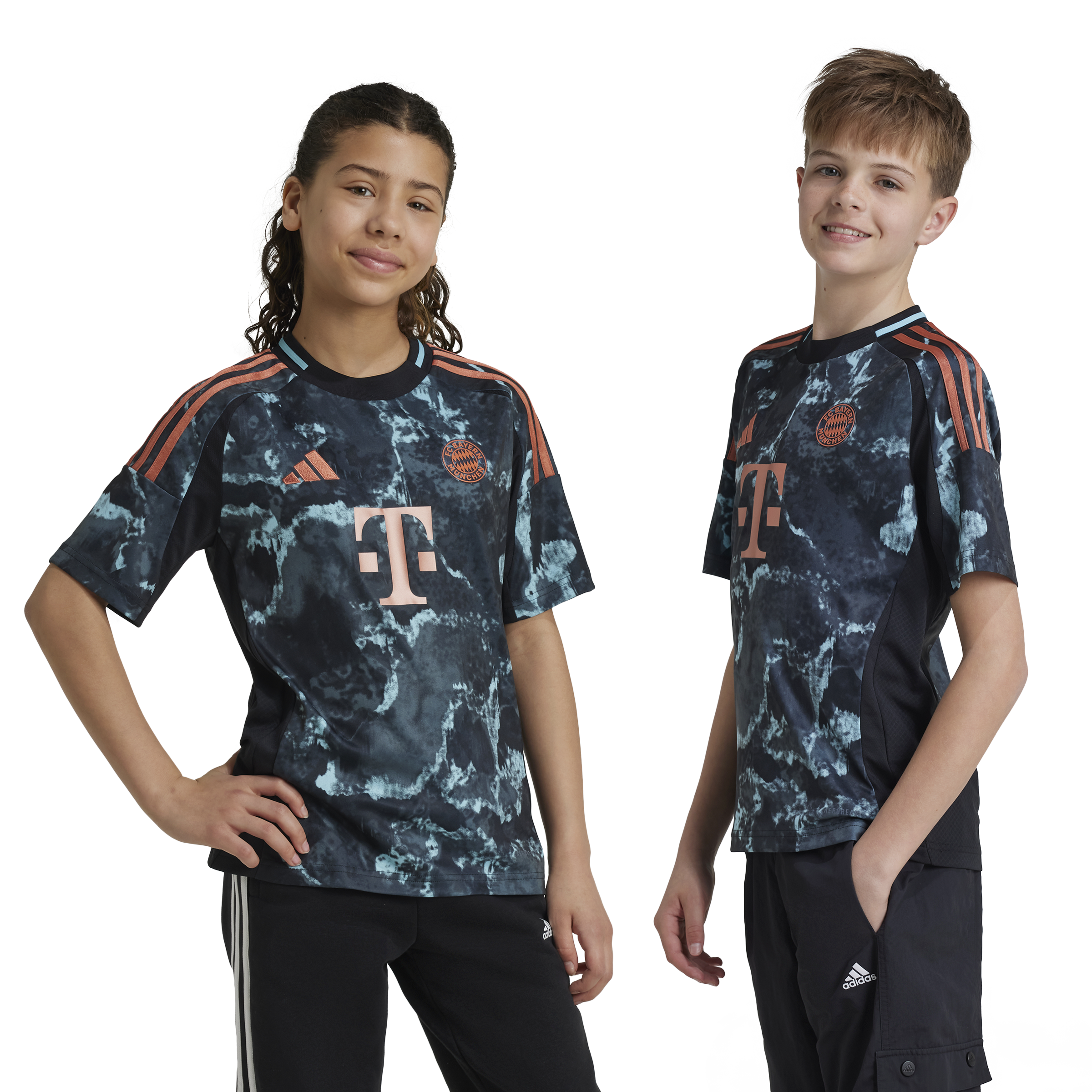 Junior FC Bayern Munich Away Replica Jersey 24