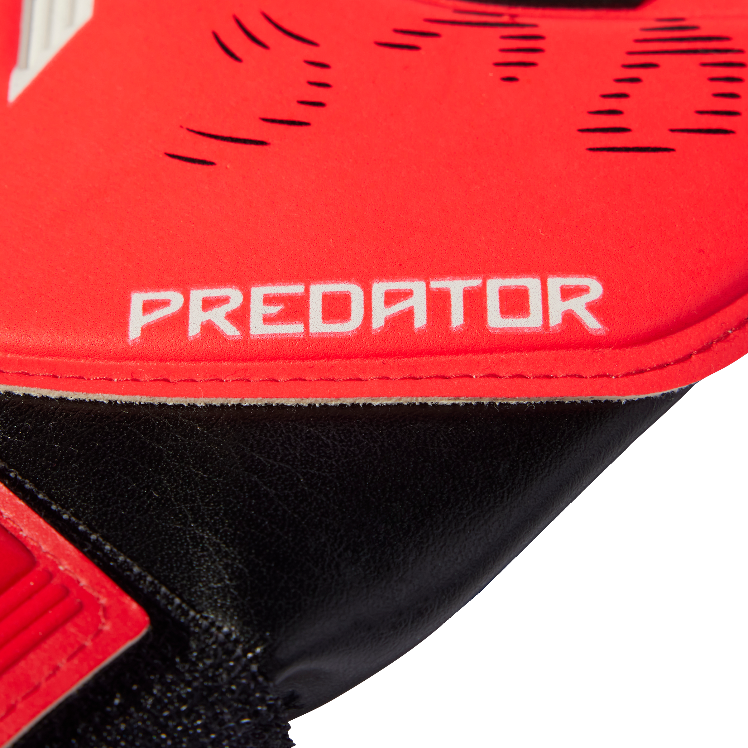Junior Predator Train Goalkeeper Gloves