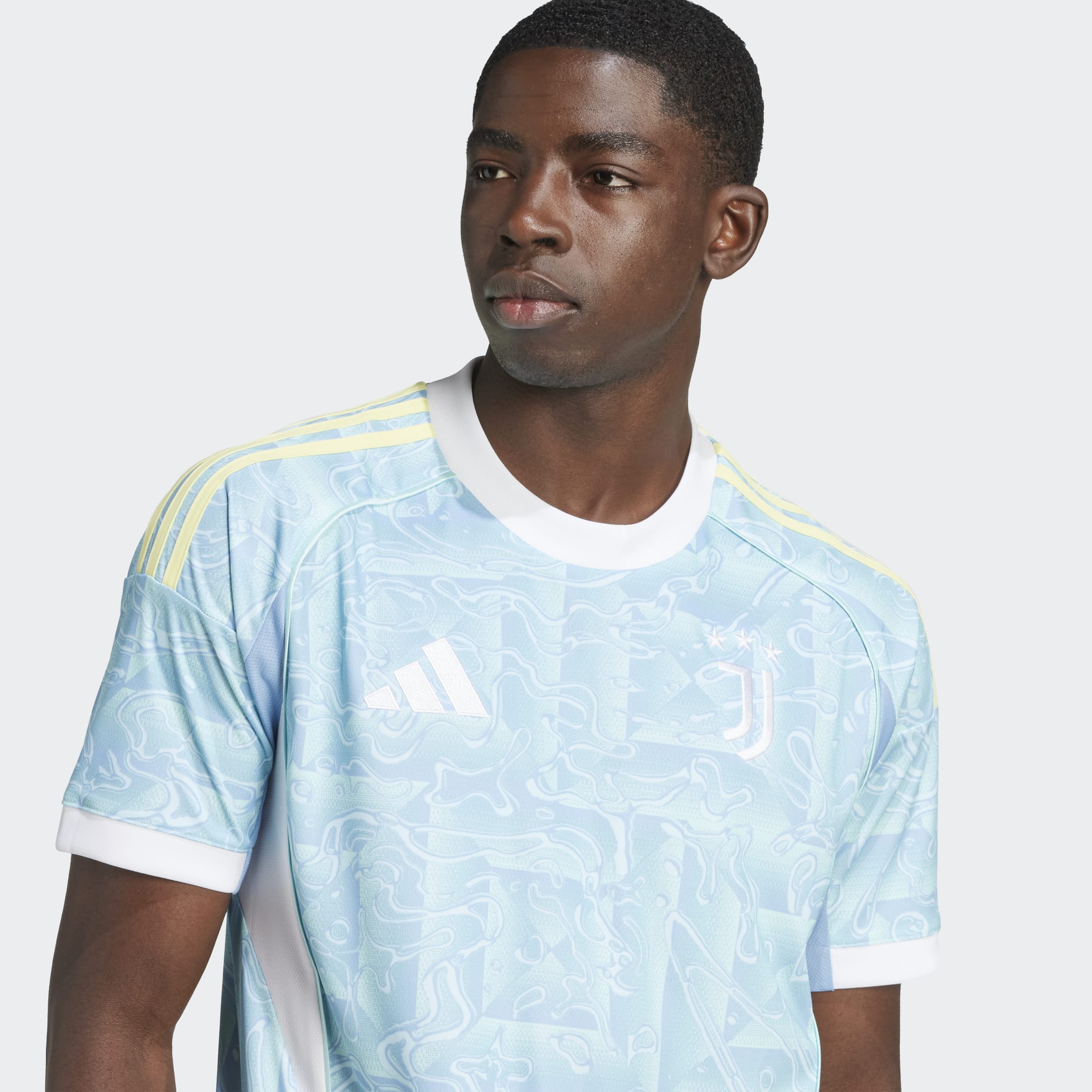 Mens Juventus Away 25/26 Replica Jersey