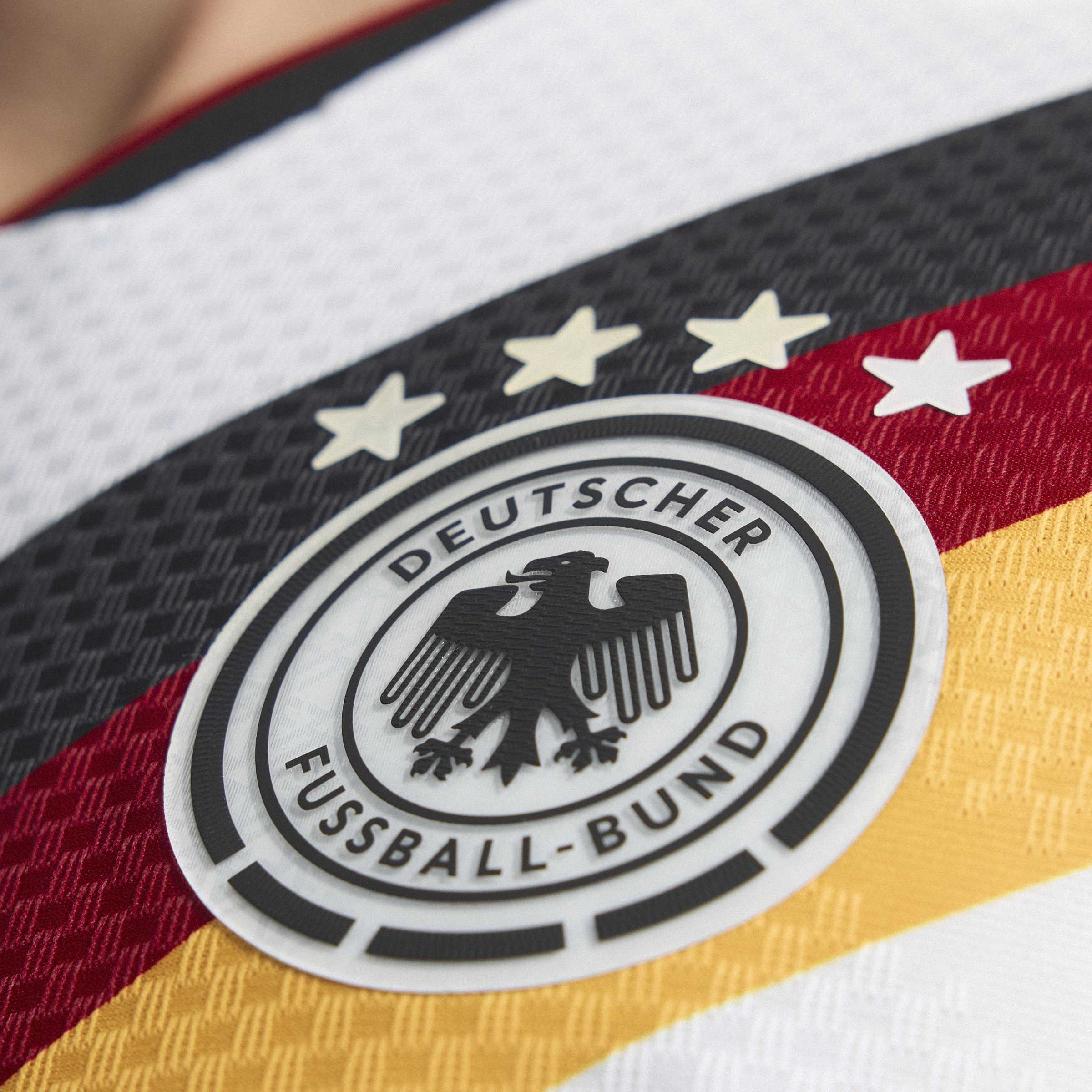 Mens Germany DFB Home 25/26 Authentic Home Jersey