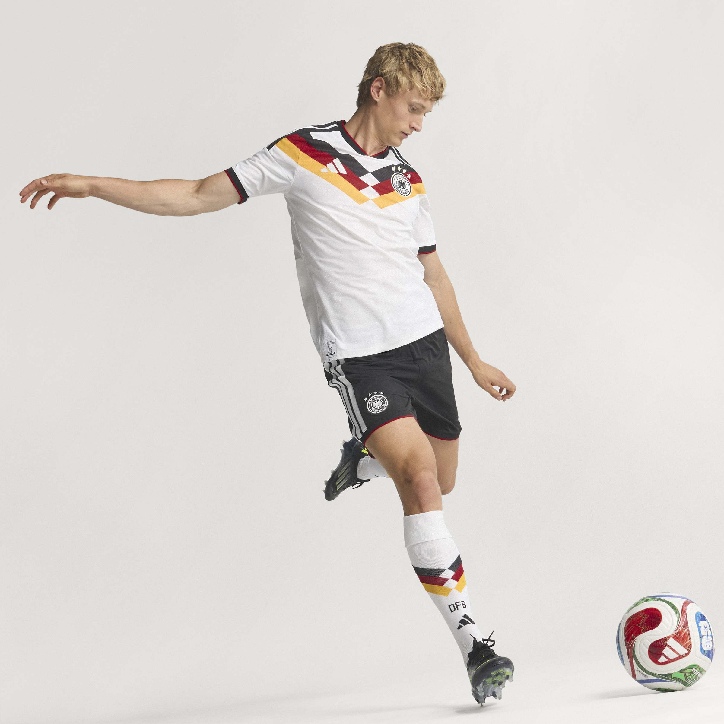 Mens Germany DFB Home 25/26 Authentic Home Jersey