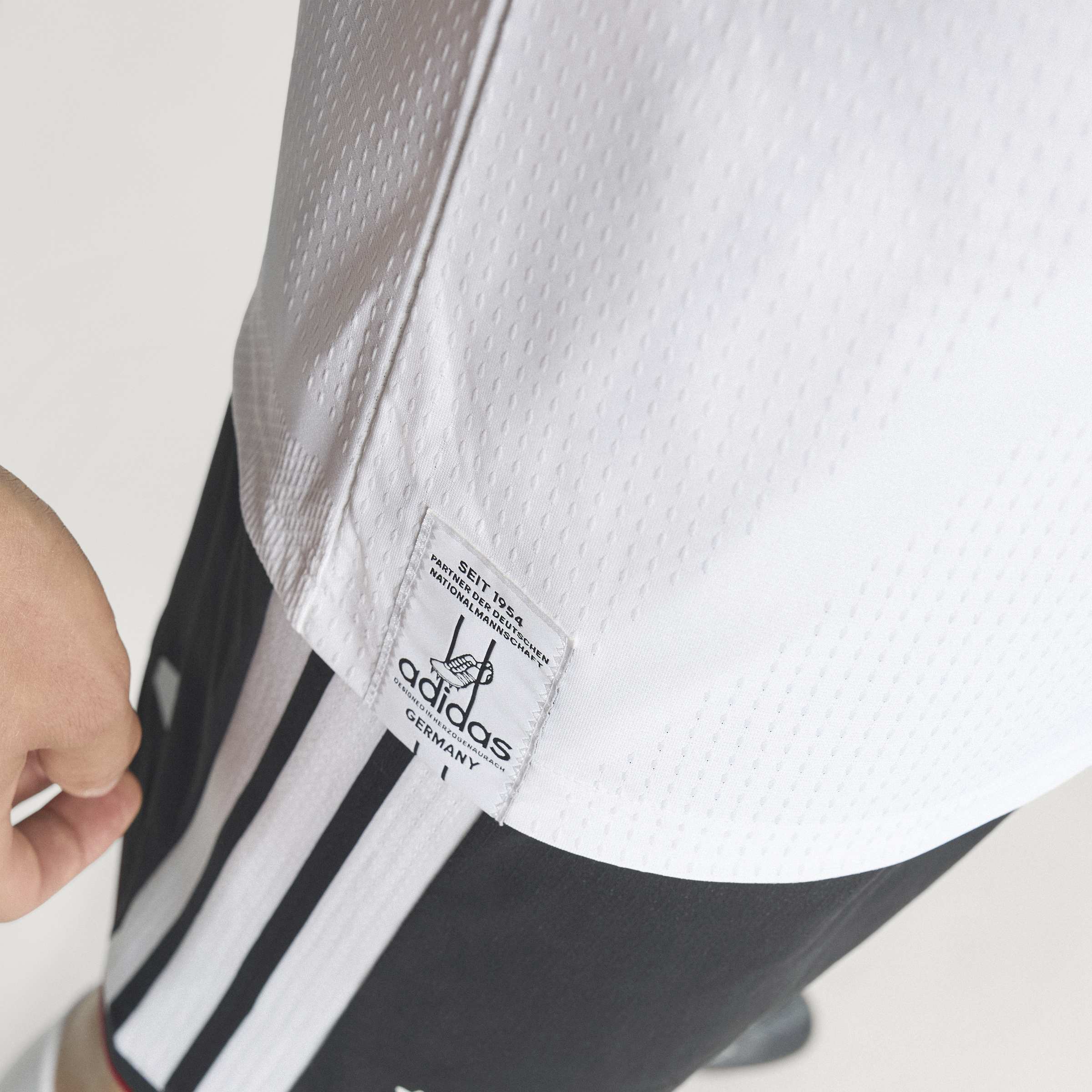 Mens Germany DFB Home 25/26 Authentic Home Jersey