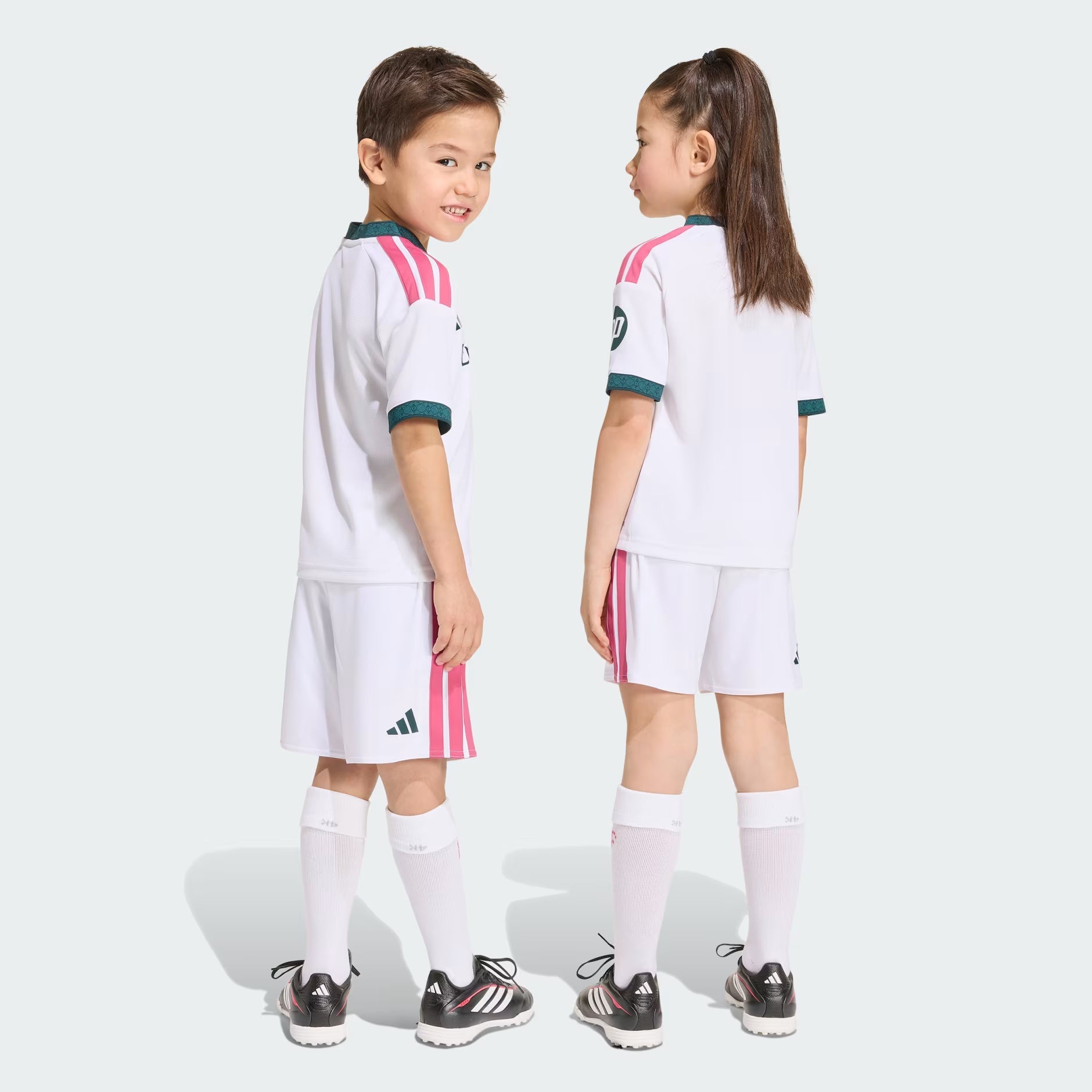 Kids Real Madrid Home 26/27 Mini Kit