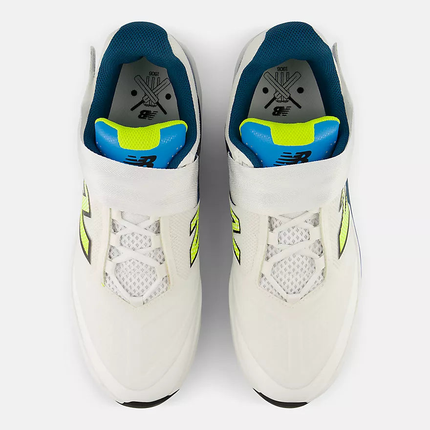 Mens 4040 Cricket Shoe