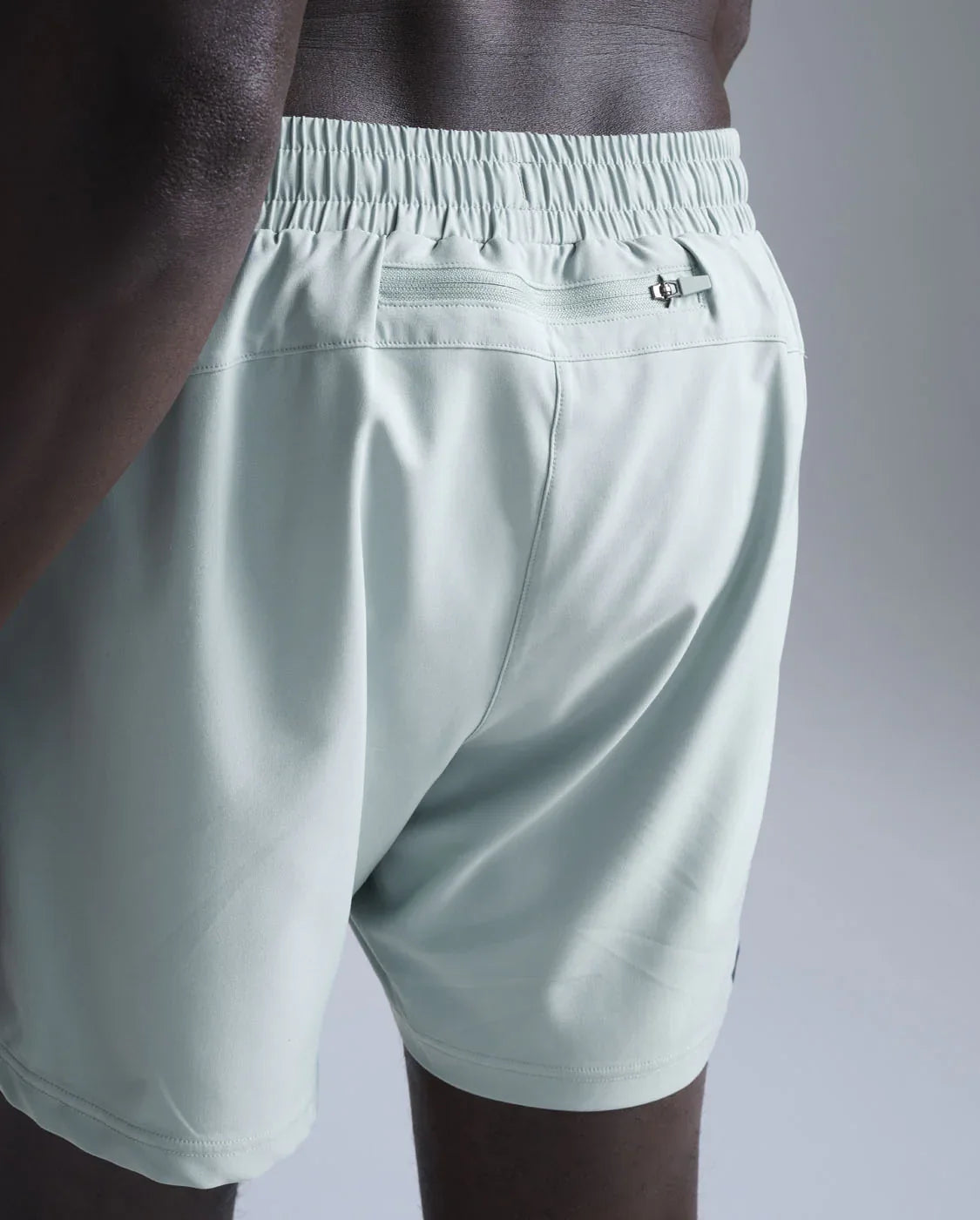 Mens Aero 5 Inch Short