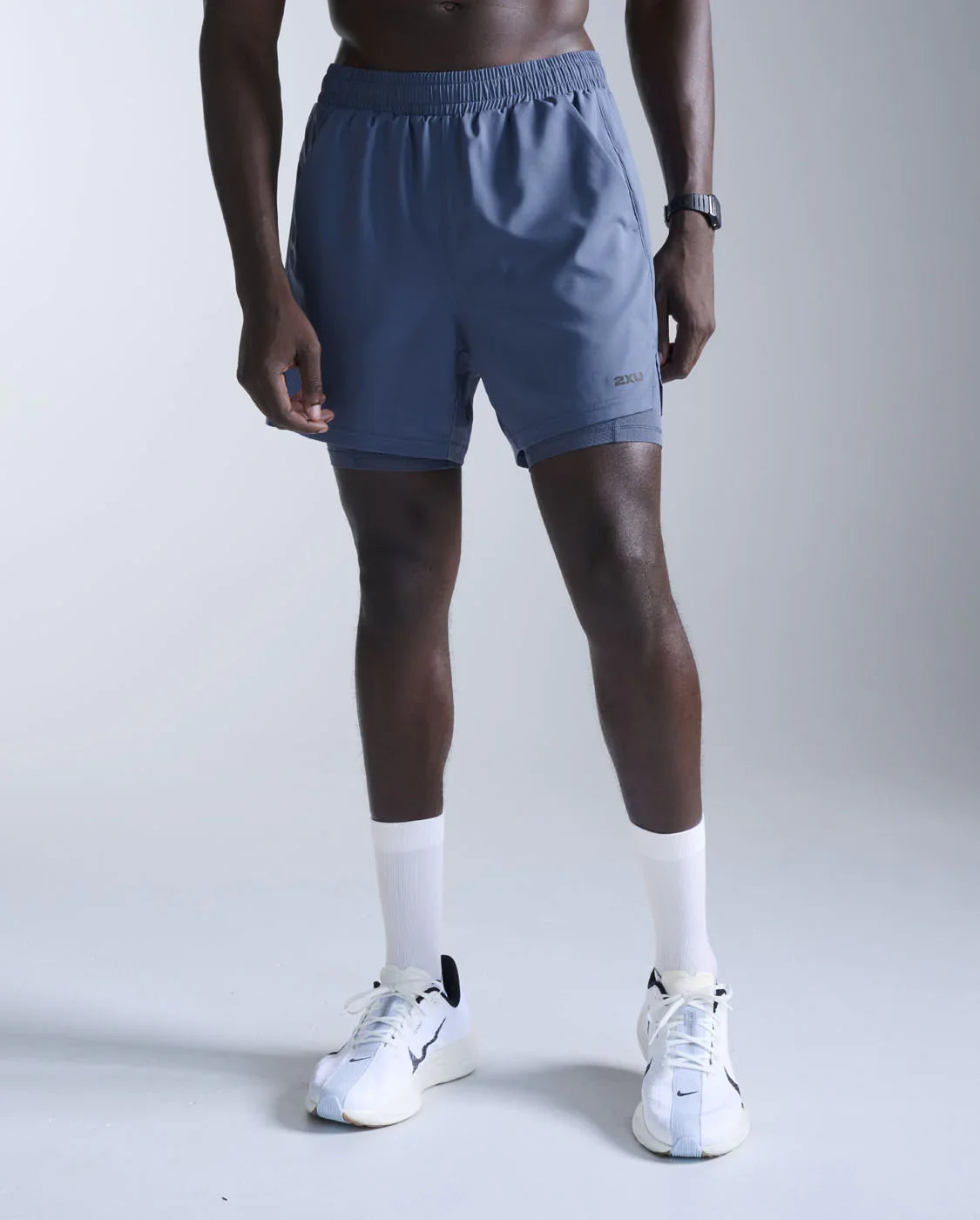 Mens AeroMesh 2 in 1 5 inch Short