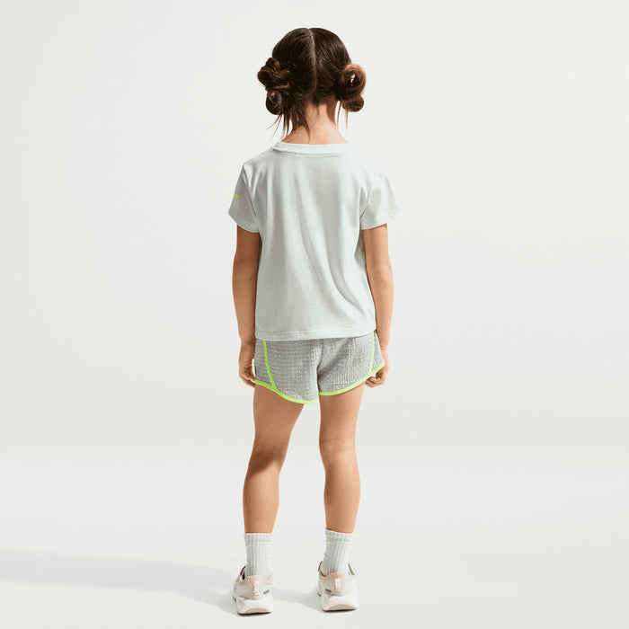 Younger Girls Play Tempo Set