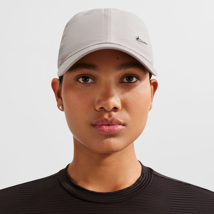 Unisex Dri-Fit Club Metal Swoosh Adjustable Cap