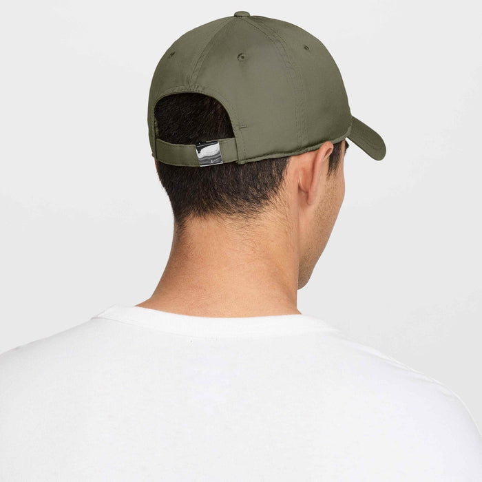 Unisex Dri-Fit Club Metal Swoosh Adjustable Cap