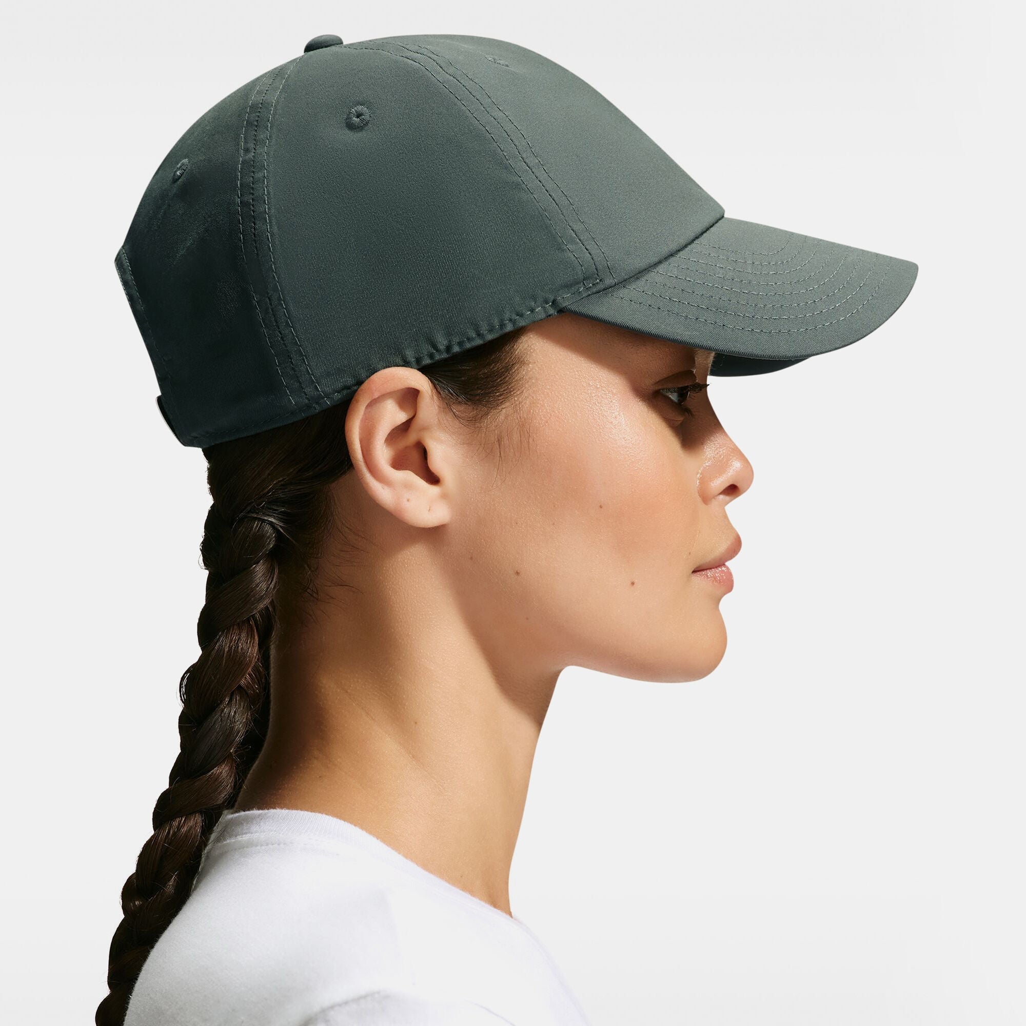 Unisex Dri-Fit Club Metal Swoosh Adjustable Cap