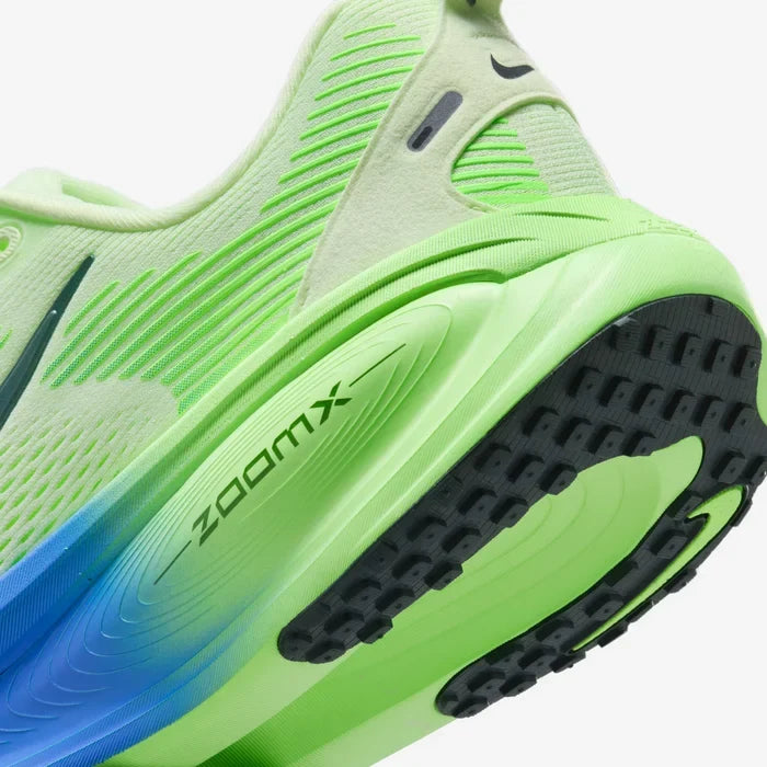 Mens Vomero 18 Running Shoe
