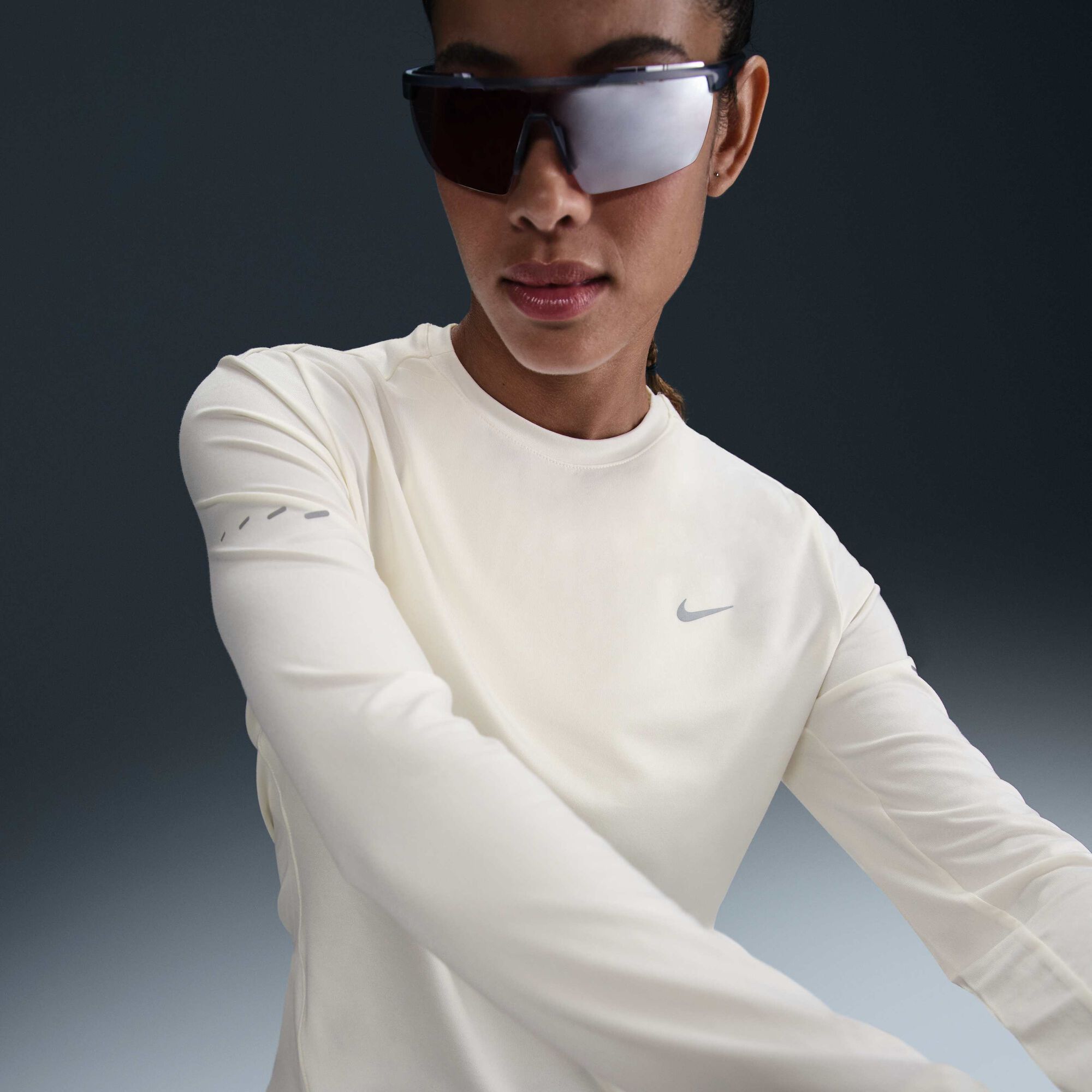 Womens Running Swift DriFit UV Long Sleeve Tshirt