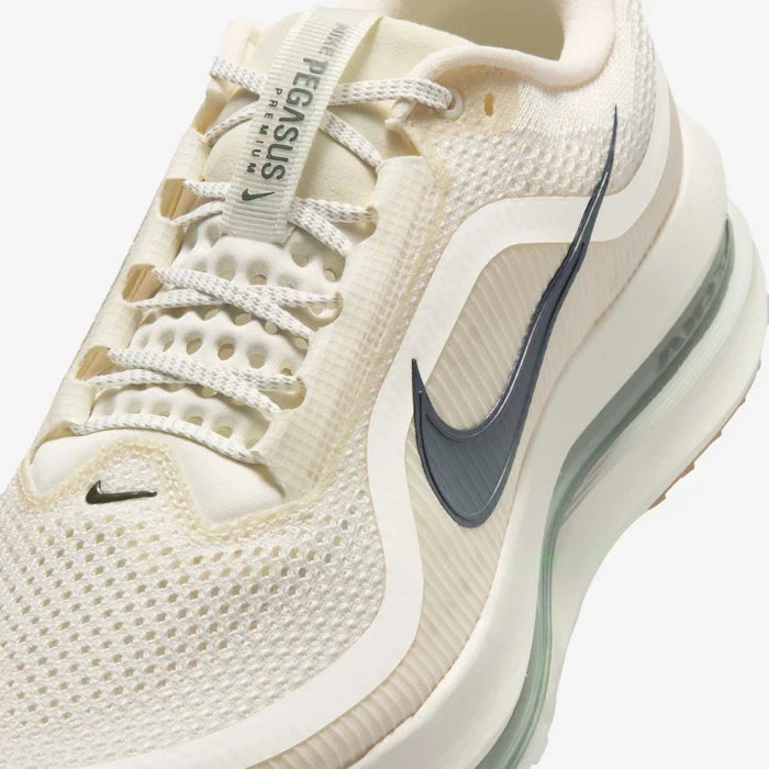 Mens Pegasus Premium Running Shoe
