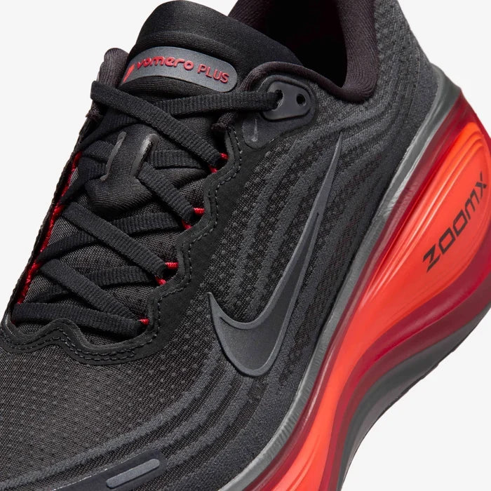 Mens Vomero Plus Running Shoe