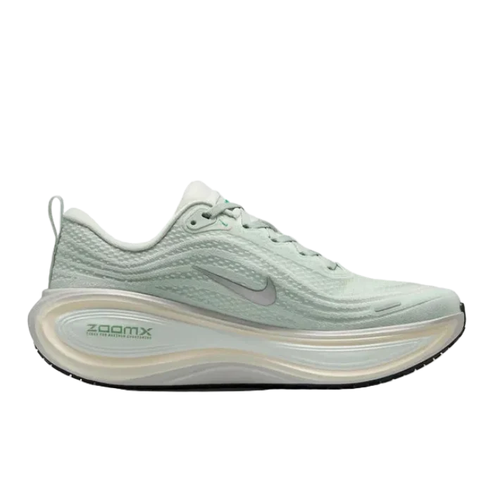 Womens Vomero Plus Running Shoe