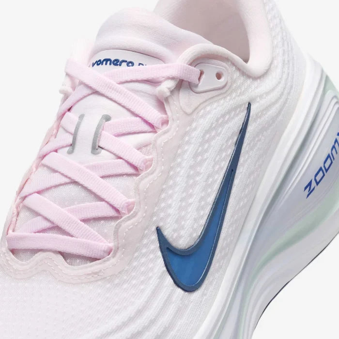 Womens Vomero Plus Running Shoe