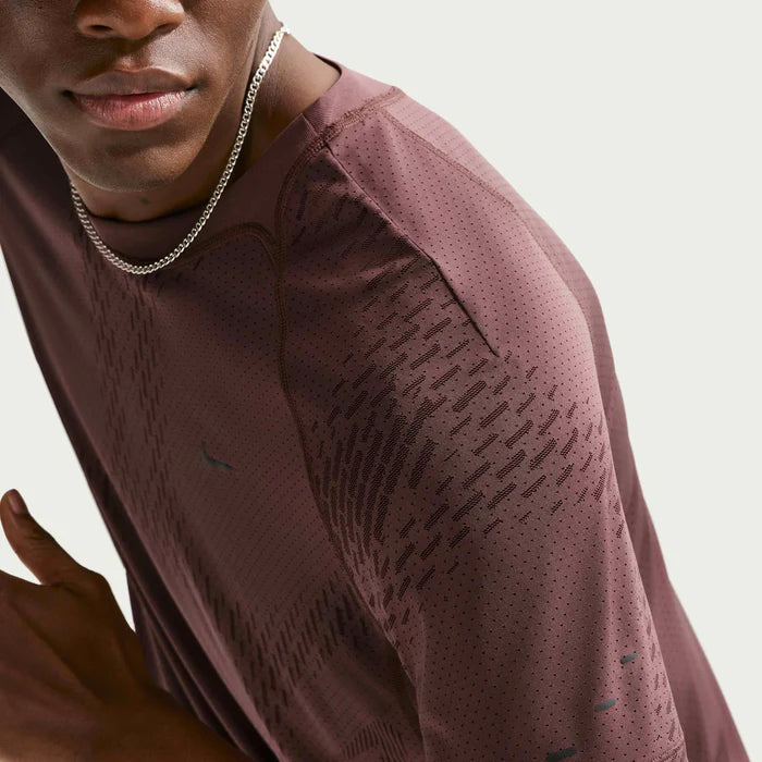 Mens Dri-Fit Stride Novelty Short Sleeve T-Shirt