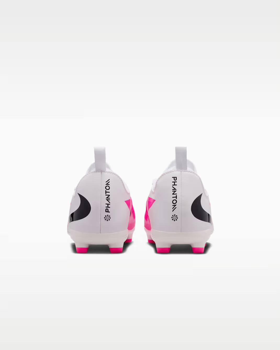 Junior Phantom 6 Low Academy WC Firm Ground Boot