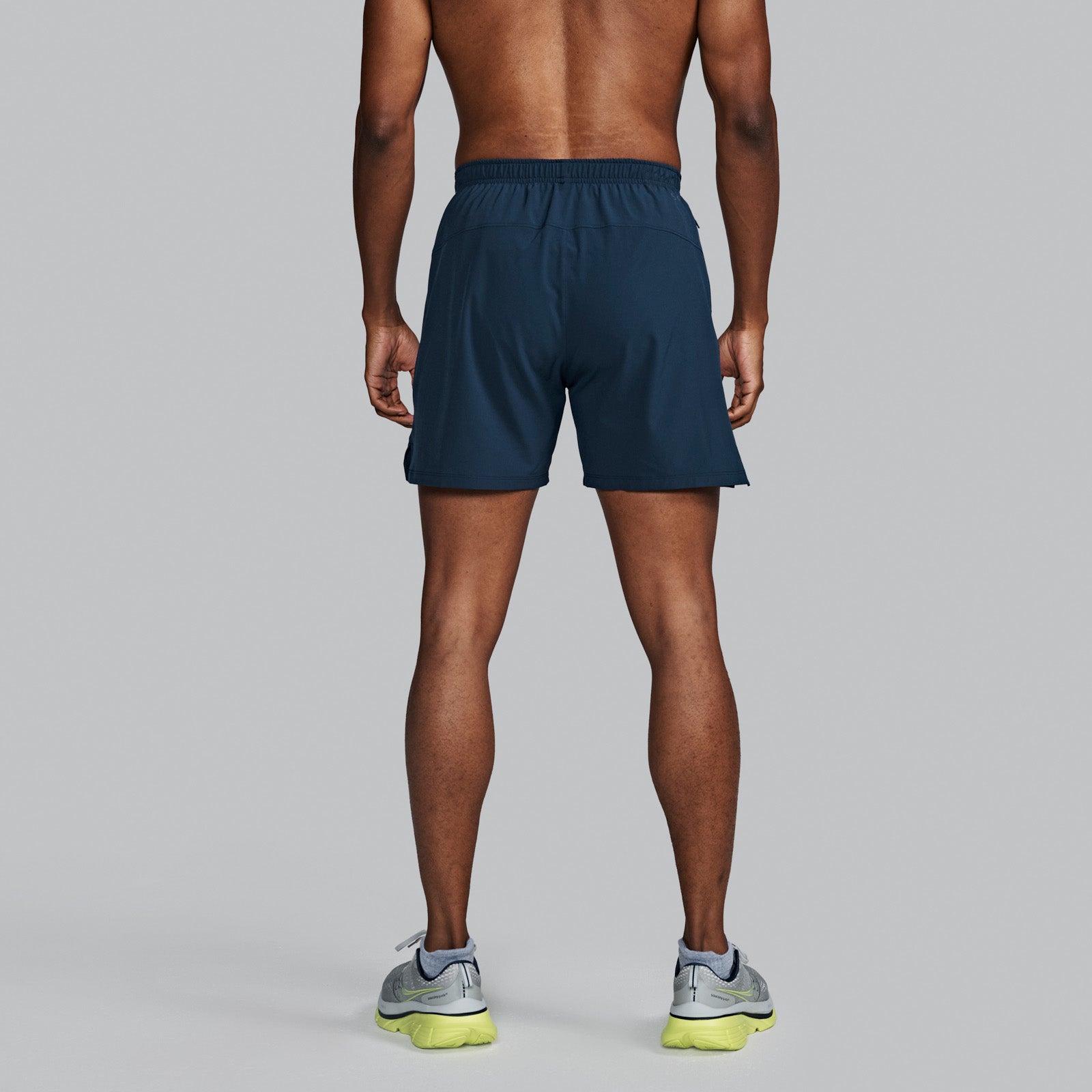 Mens Outpace 5 Inch Short