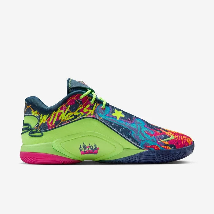 Mens Lebron XXII BW Basketball Shoe