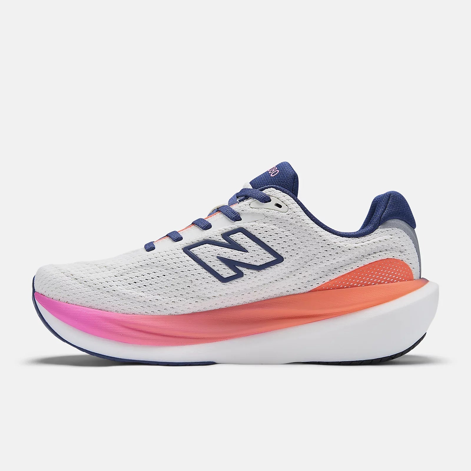 Womens 1080 V15 Running Shoe