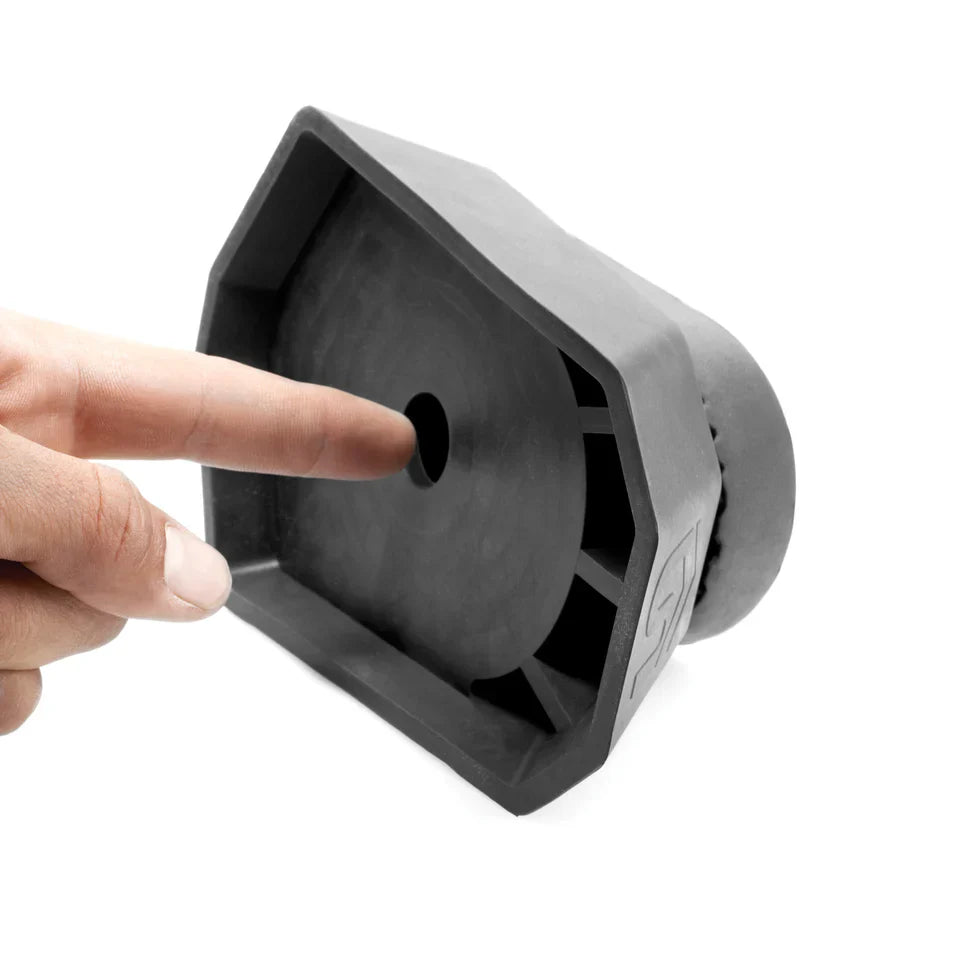 Universal Kicking Tee