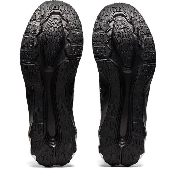 Mens Novablast Platinum Running Shoe